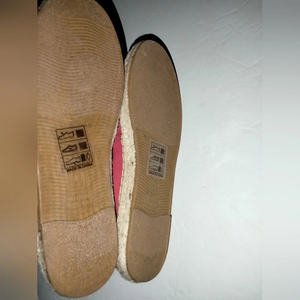 Soludos (Size 8-8.5) Red Canvas Slip-on The Original Dali Espadrilles (Like New)